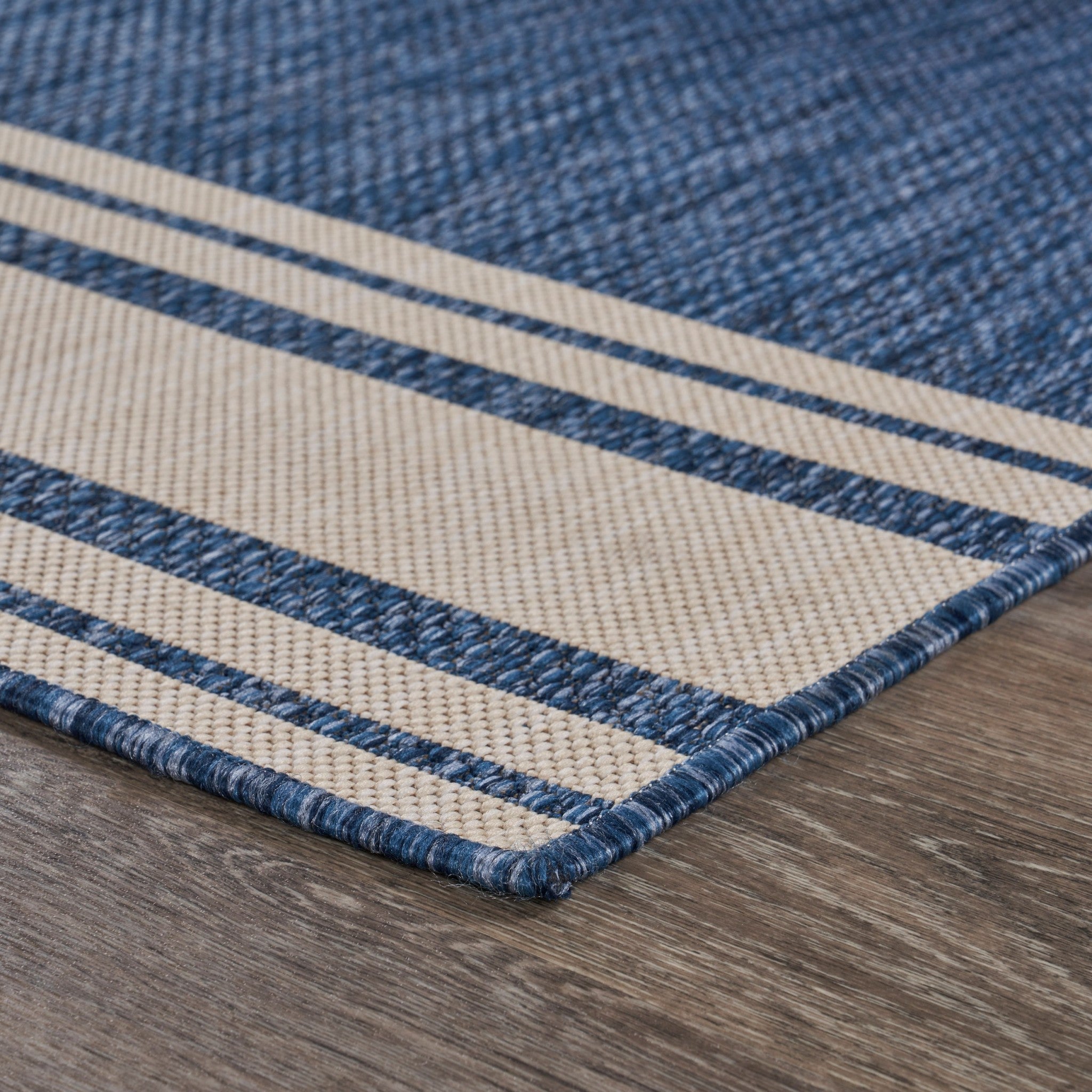 2' x 3' Blue Gray Area Rug - Compact Indoor Outdoor Accent