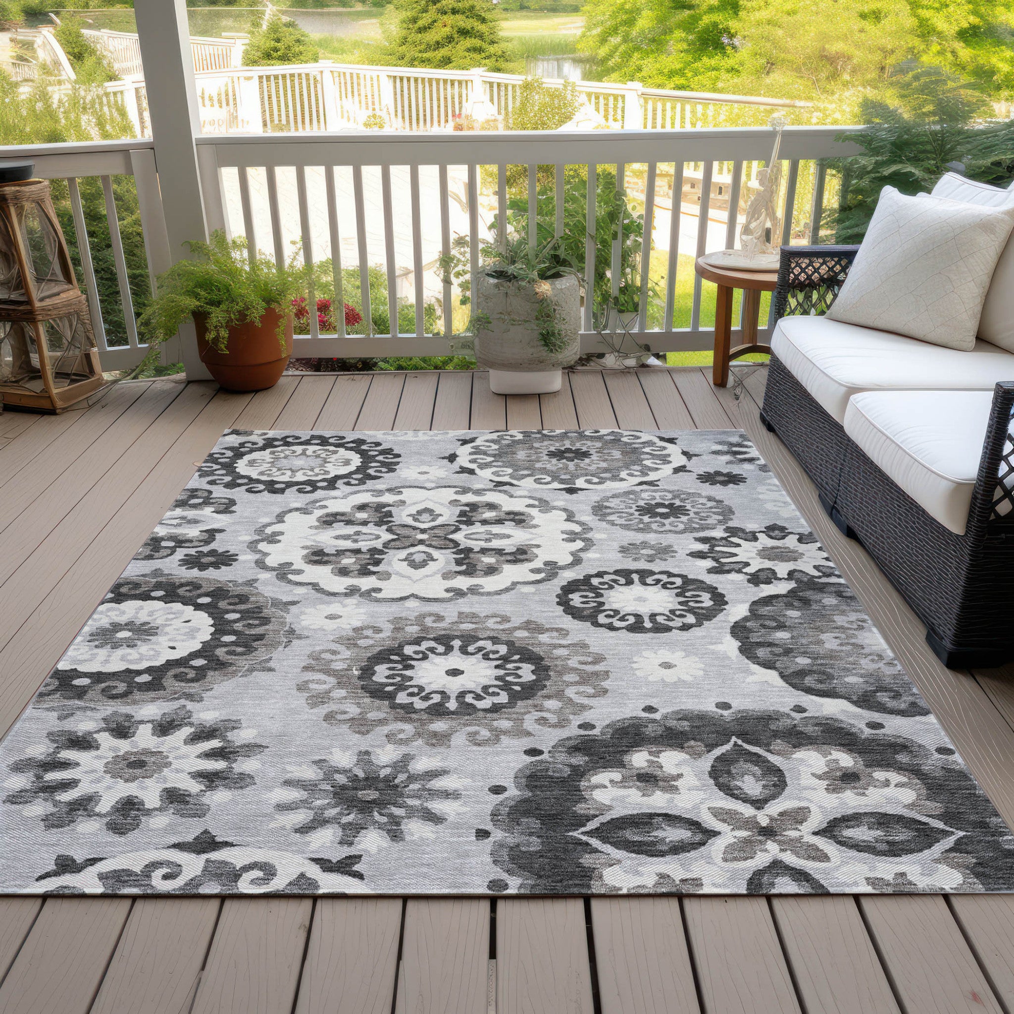 9' X 12' Silver Gray And Ivory Floral Medallion Washable Indoor Outdoor Area Rug-7